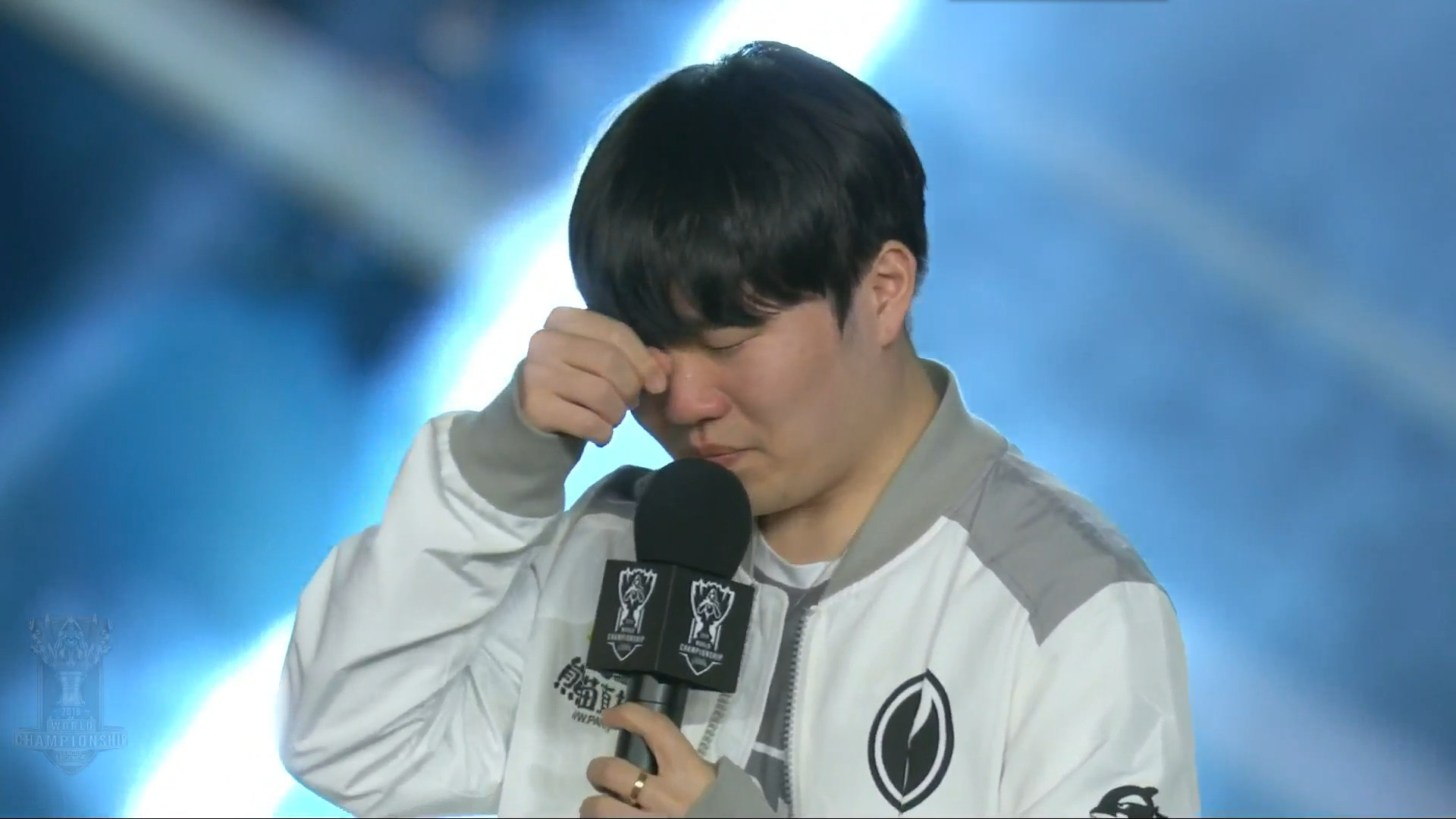 并按最严口 并按最严口